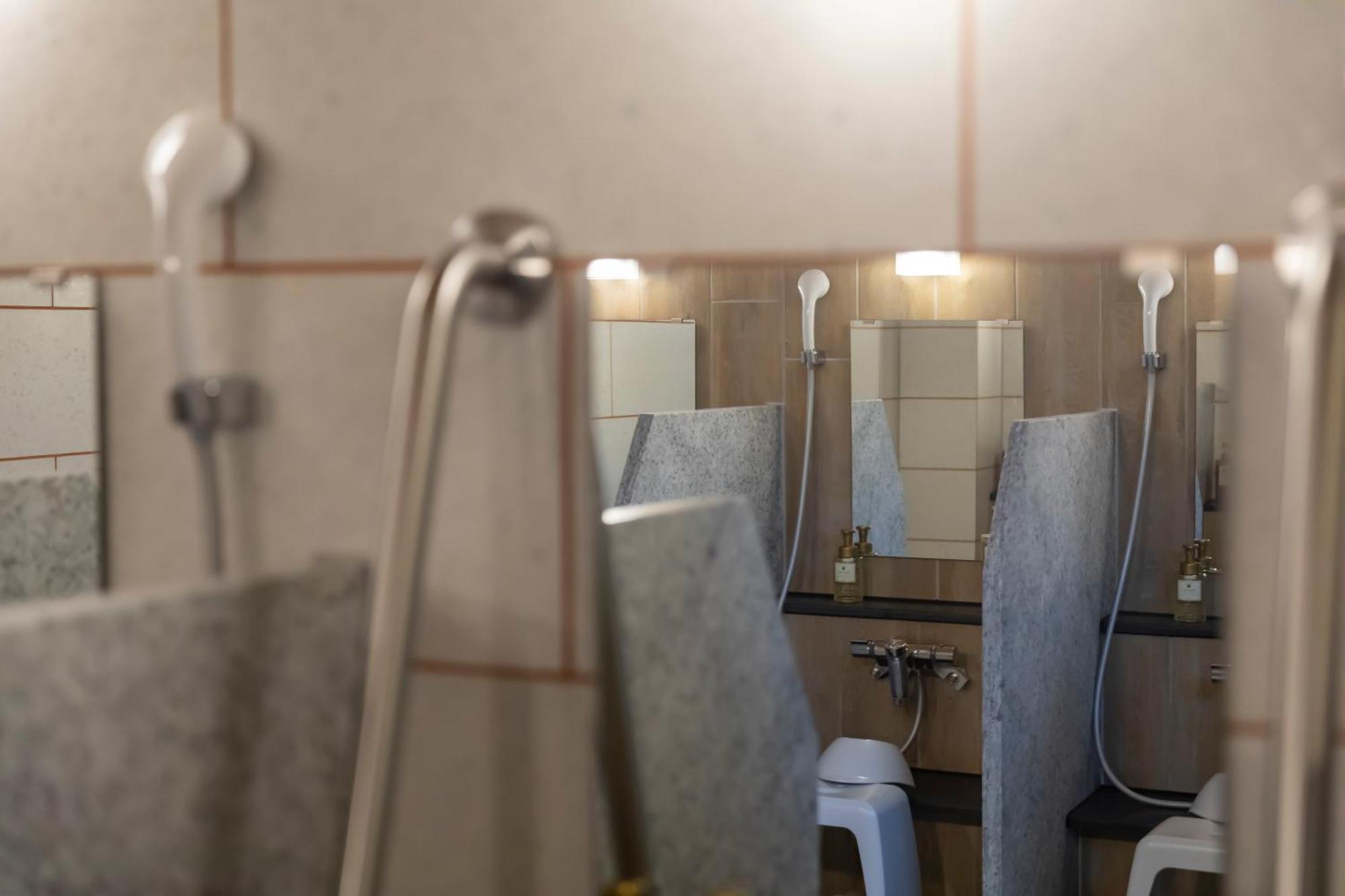 Kyoto Plaza Hotel Kintetsu Jujo Bagian luar foto